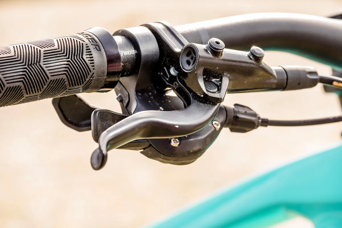 Palancas de freno Shimano en Trek Fuel EX 9.7